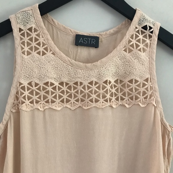Astr | Blush Crocheted Inset Tank Top | Sm - Picture 7 of 10